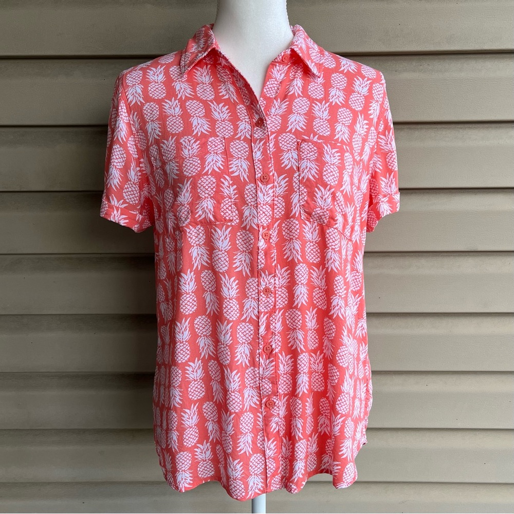 •CROFT & BARROW• Pineapple Button Down Blouse - Size Small